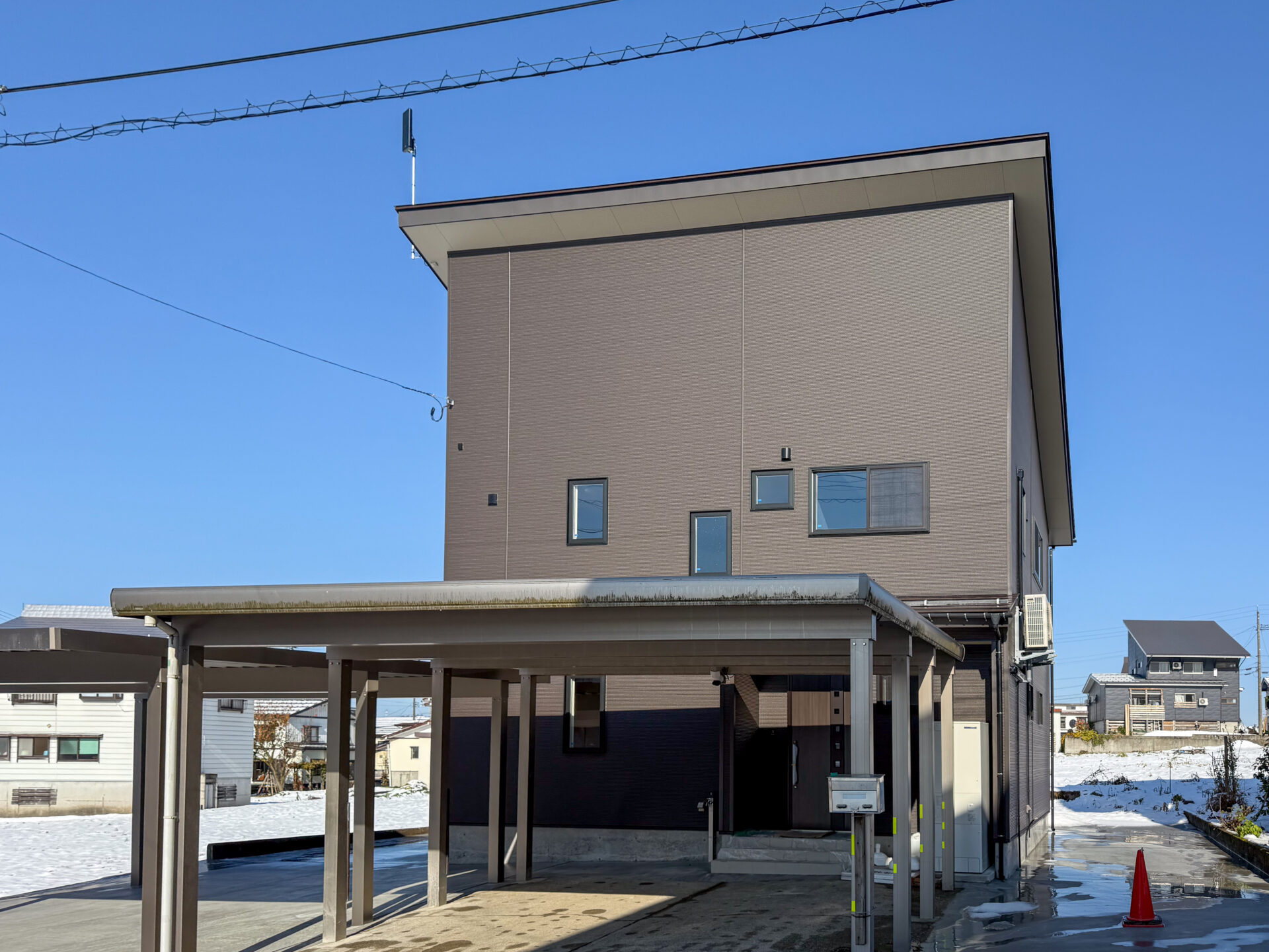 猫ちゃんと暮らす雪国の企画住宅│十日町市